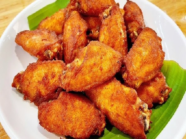 ไก่ทอดน้ำปลา+ข้าวสวย